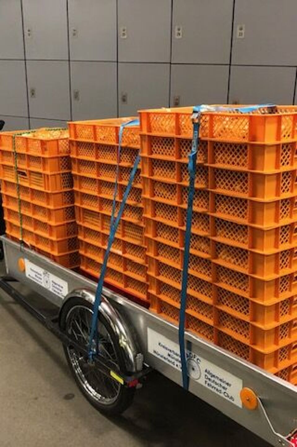 500 Wecken auf dem Radanhänger