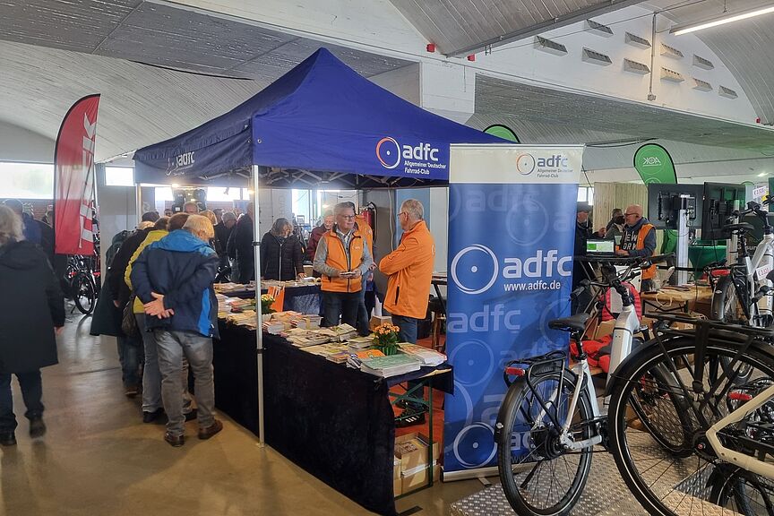 Der ADFC Stand war oft umlagert Der ADFC Stand war oft umlagert