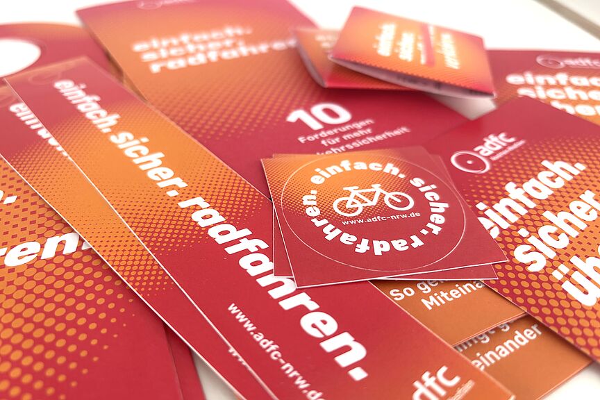Kampagnenmaterial einfach. sicher. radfahren. Kampagnenmaterial einfach. sicher. radfahren.