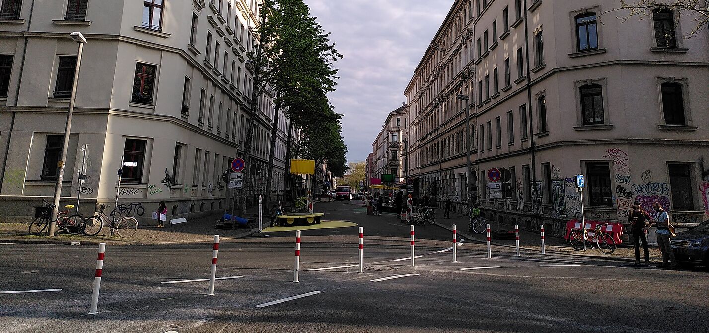 Der ADFC fordert eine deutliche Formulierung in der StVO, dass z. B. auch modale Filter zum Schutz von Flächen für den Rad- und Fußverkehr zulässig sind.