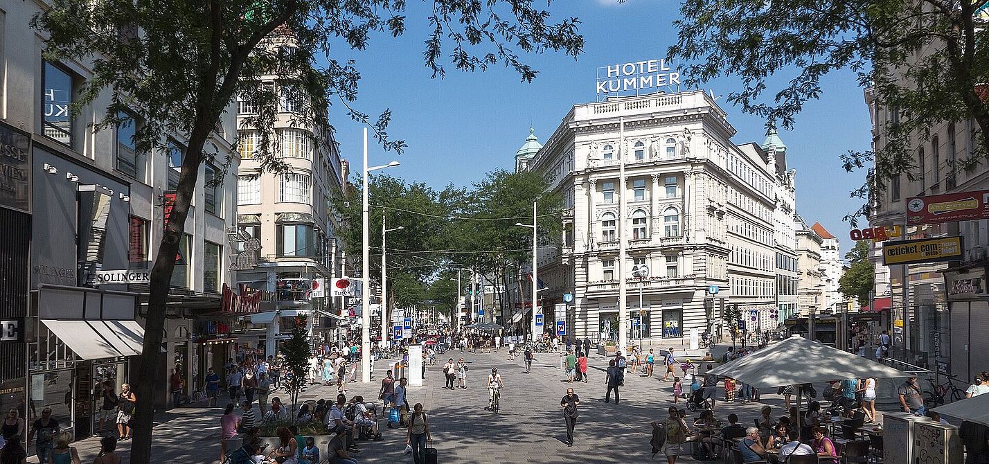 Marienhilfer Straße in Wien nach der Umgestaltung. 
